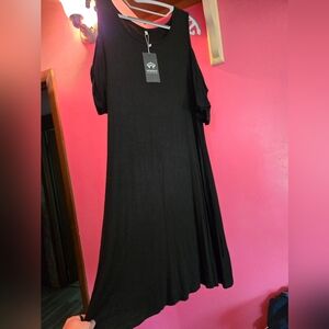 Basic black off shoulder sleeve dress XL still with tag